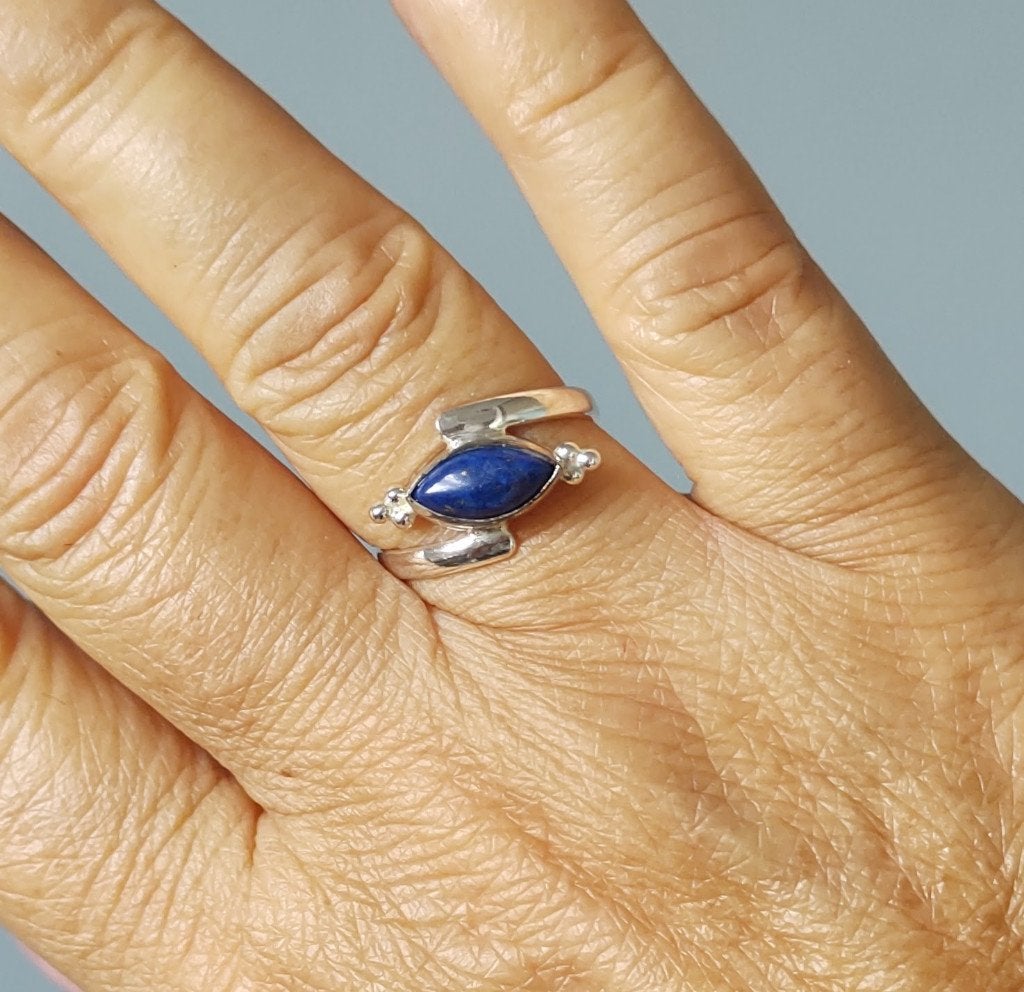 925 zilveren ring met natuurlijke Lapis lazuli steen zilver, O.T., Blauw, Nieuw, Ophalen of Verzenden