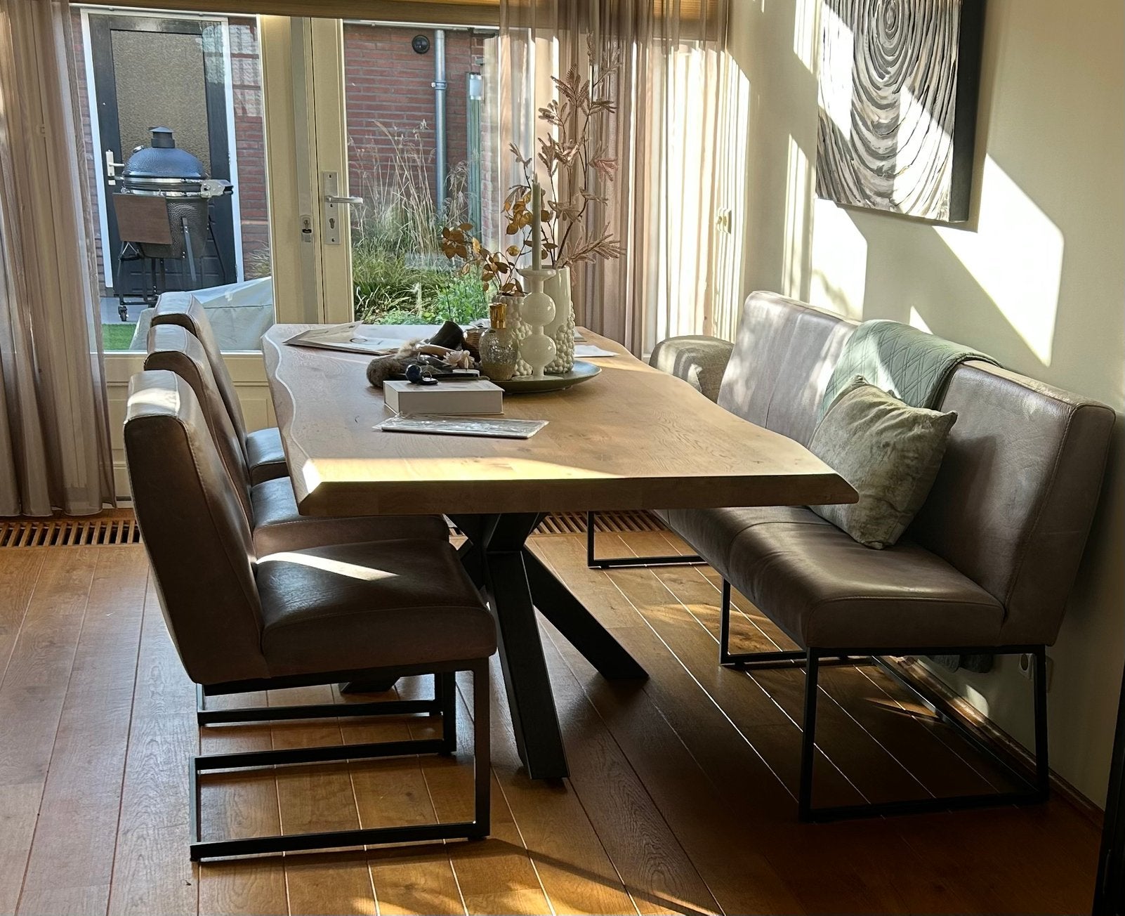 Leren eetbank met 3 stoelen. Taupe. Zit fantastisch!, Ophalen, Gebruikt, Overige kleuren, Leer