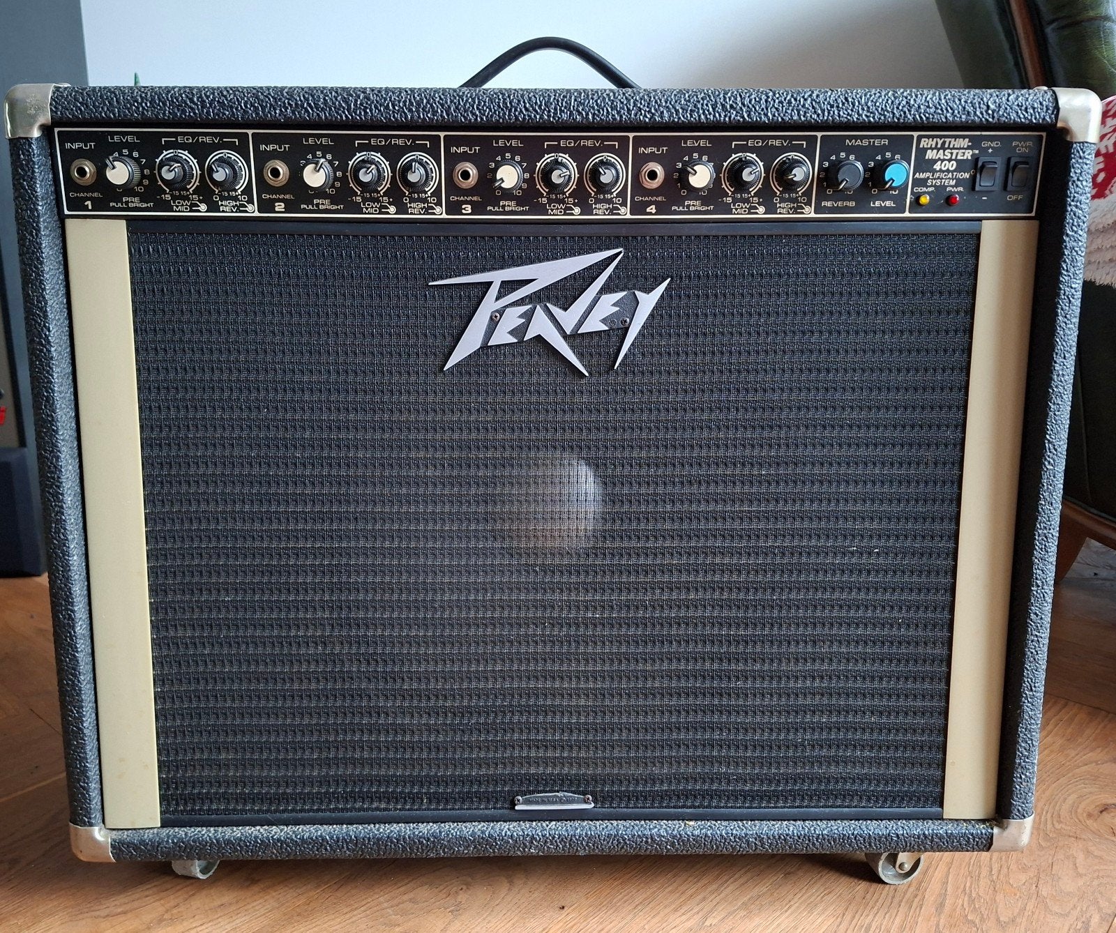 Peavey Rhythm Master 400 (Black Widow 15" speaker), Ophalen, Gebruikt, 100 watt of meer