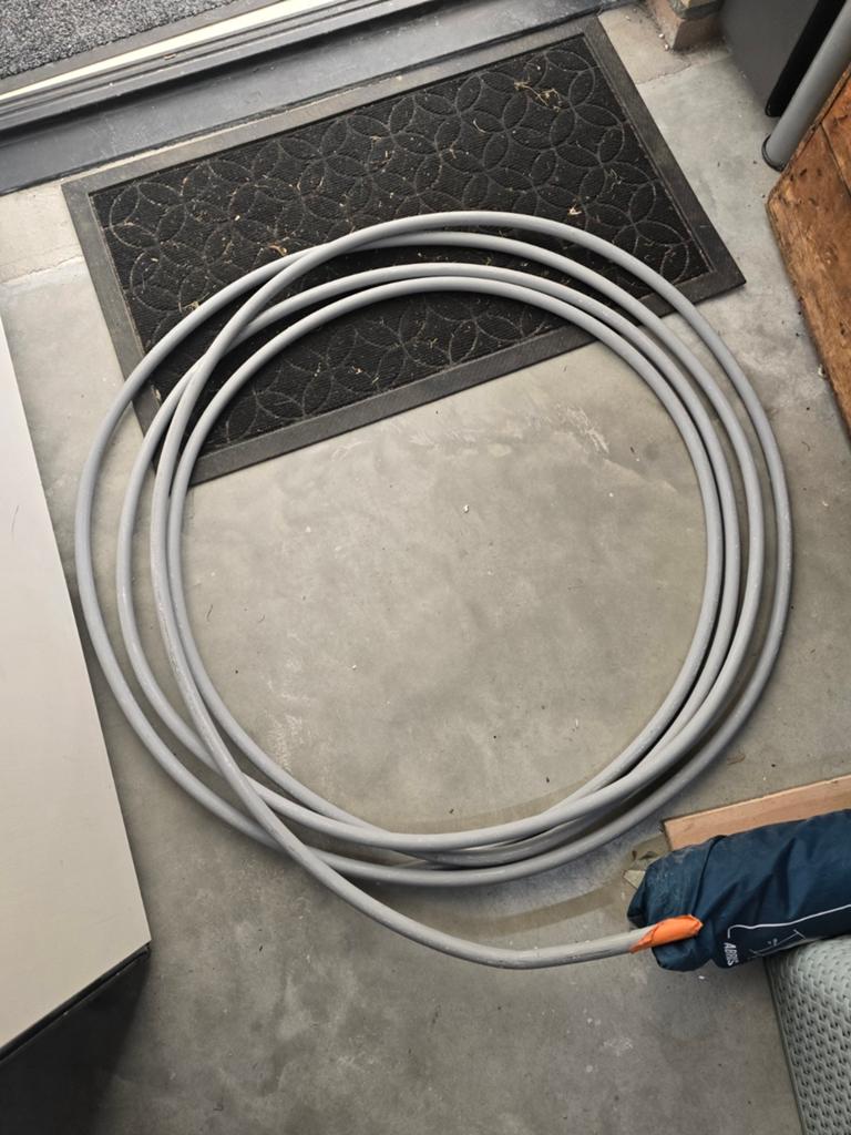 8 meter Draka 5x6mm halogeenvrije kabel - Nieuw reststuk, Ophalen of Verzenden, Nieuw, Kabel of Snoer