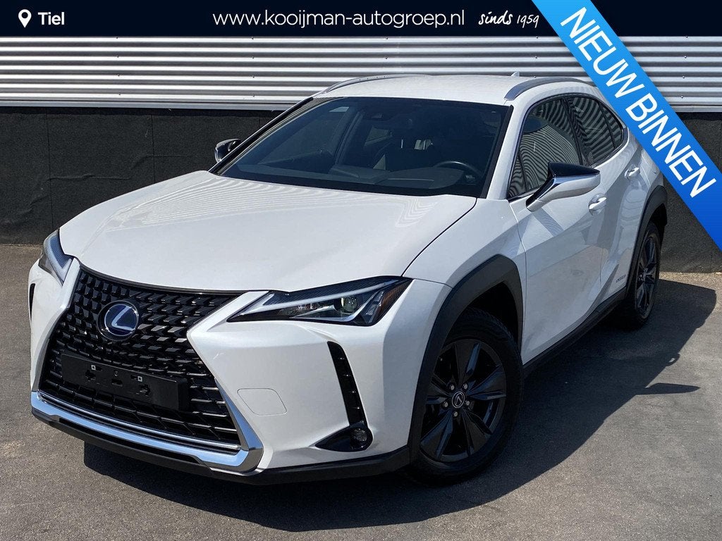 Lexus UX 250h Comfort Business Apple Carplay en/of Android a, Auto's, Lexus, Stof, Gebruikt, Euro 6, 4 cilinders