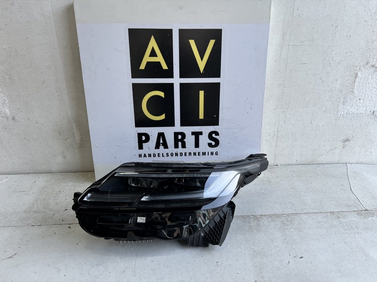 Koplamp Range Rover Velar Full Vol led kompleet  N8A2-13W030, -, -, Ophalen of Verzenden, -