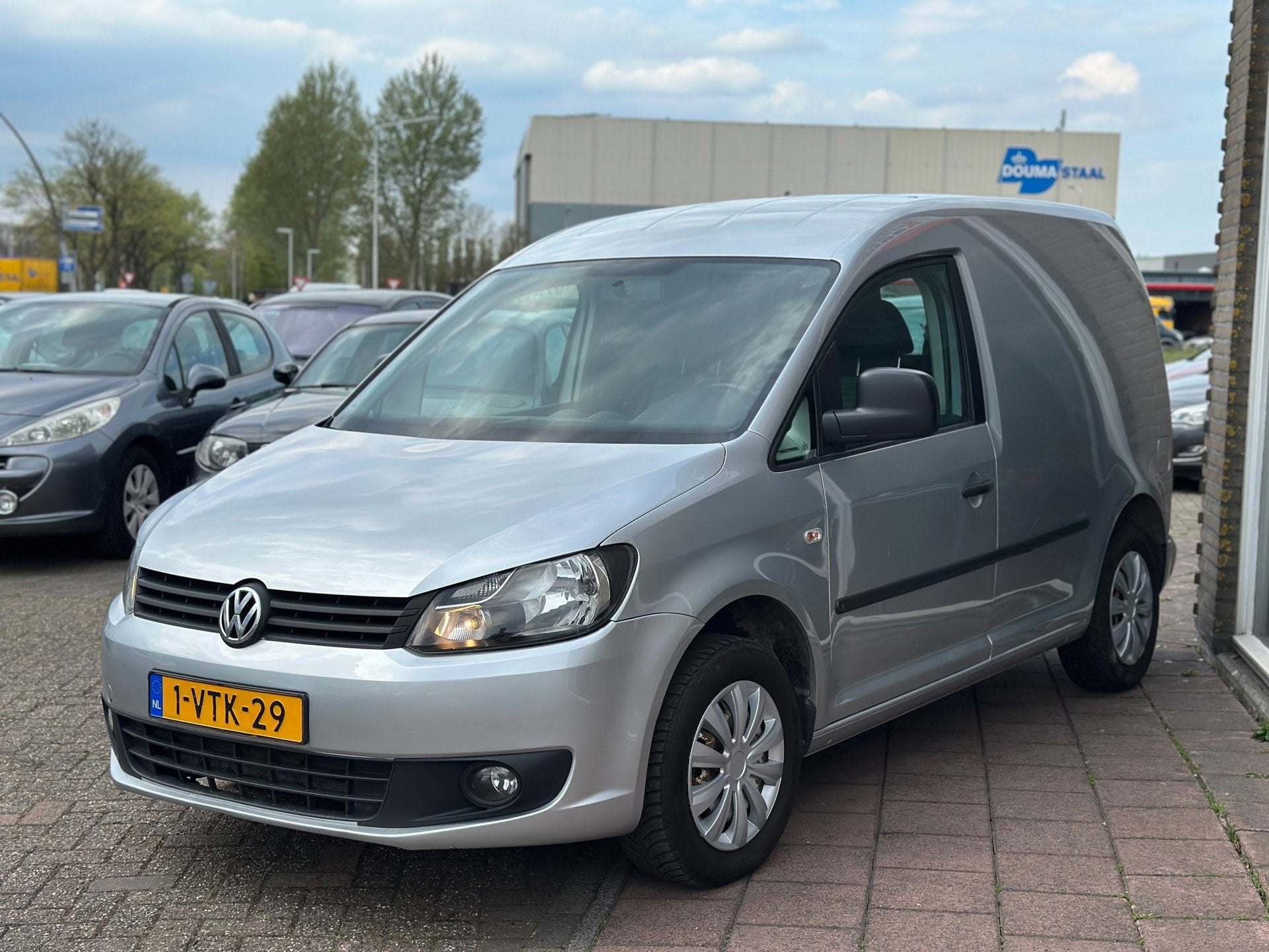 Volkswagen Caddy 1.6 TDI - Airco - Schuifdeur - APK 25-08-20, Auto's, Voorwielaandrijving, Euro 5, Stof, Gebruikt
