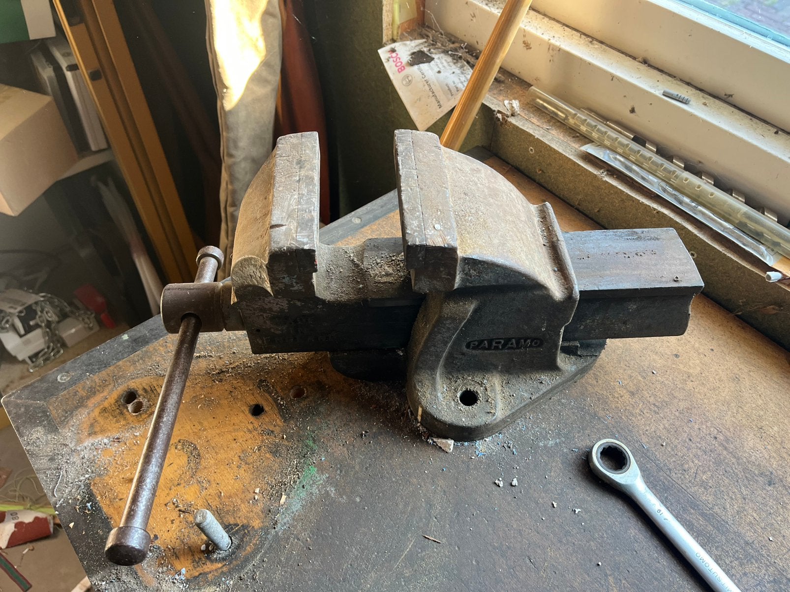 Zware bankschroef, Antiek en Kunst, Antiek | Gereedschap en Instrumenten, Ophalen