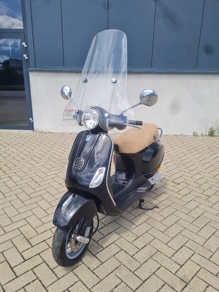Vespa LX 2takt snorscooter 8.865 km, bj 11-2009, Fietsen en Brommers, Scooters | Vespa, Ophalen, Gebruikt, Benzine, 50 cc