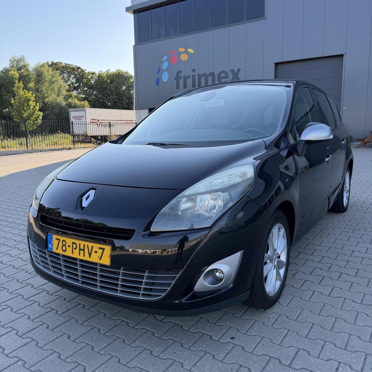 Renault Grand Scenic 1.4 TCe Celsium | NW APK 13-08-2026!, Voorwielaandrijving, Gebruikt, 4 cilinders, Automatische klimaatregeling