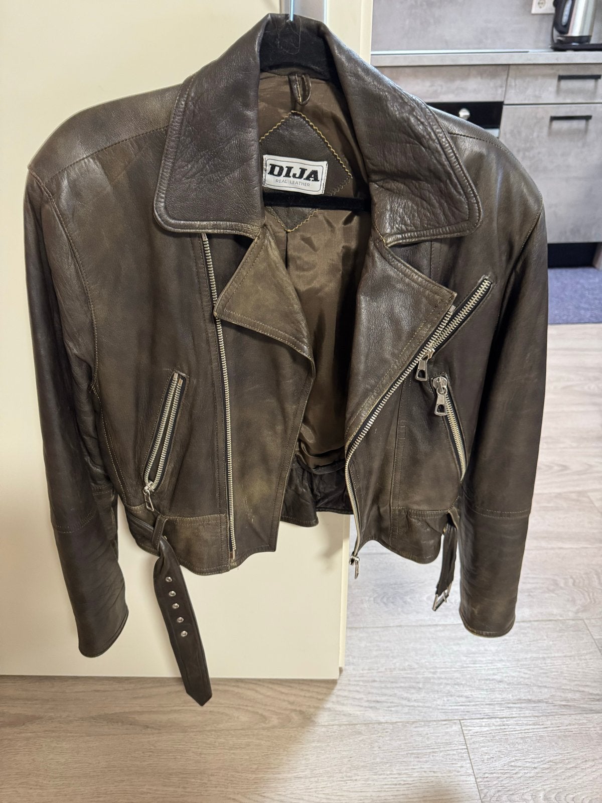 Vintage DIJA Leren Bikerjack - Maat M, Ophalen of Verzenden, Gedragen, Maat 36 (S), Bruin