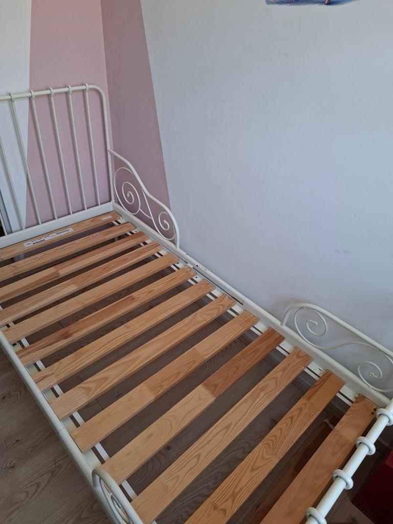 IKEA Meegroeibed - incl beddengoed, matras en lattenbodem., Kinderen en Baby's, Kinderkamer | Bedden, Ophalen, Gebruikt, 70 tot 85 cm
