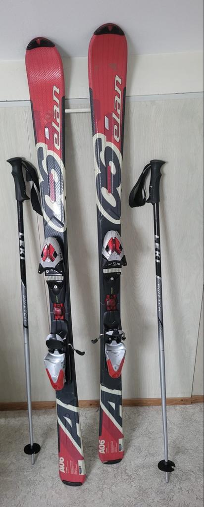 Elan Ski's 140 cm met bindingen en skistokken, Gebruikt, 100 tot 140 cm, Carve, Skiën