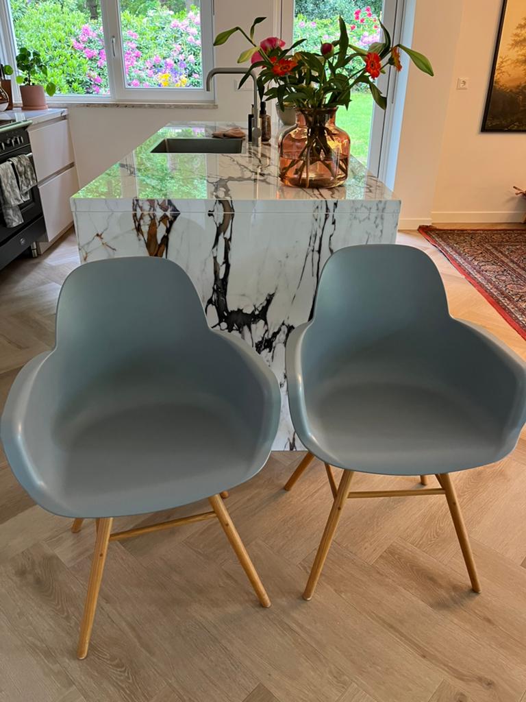 2 stoelen Zuiver Albert Kuip, Ophalen, Blauw, Twee