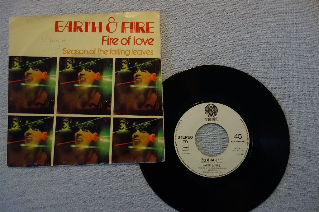 Single Earth & Fire, Ophalen of Verzenden, Zo goed als nieuw, 7 inch, Pop
