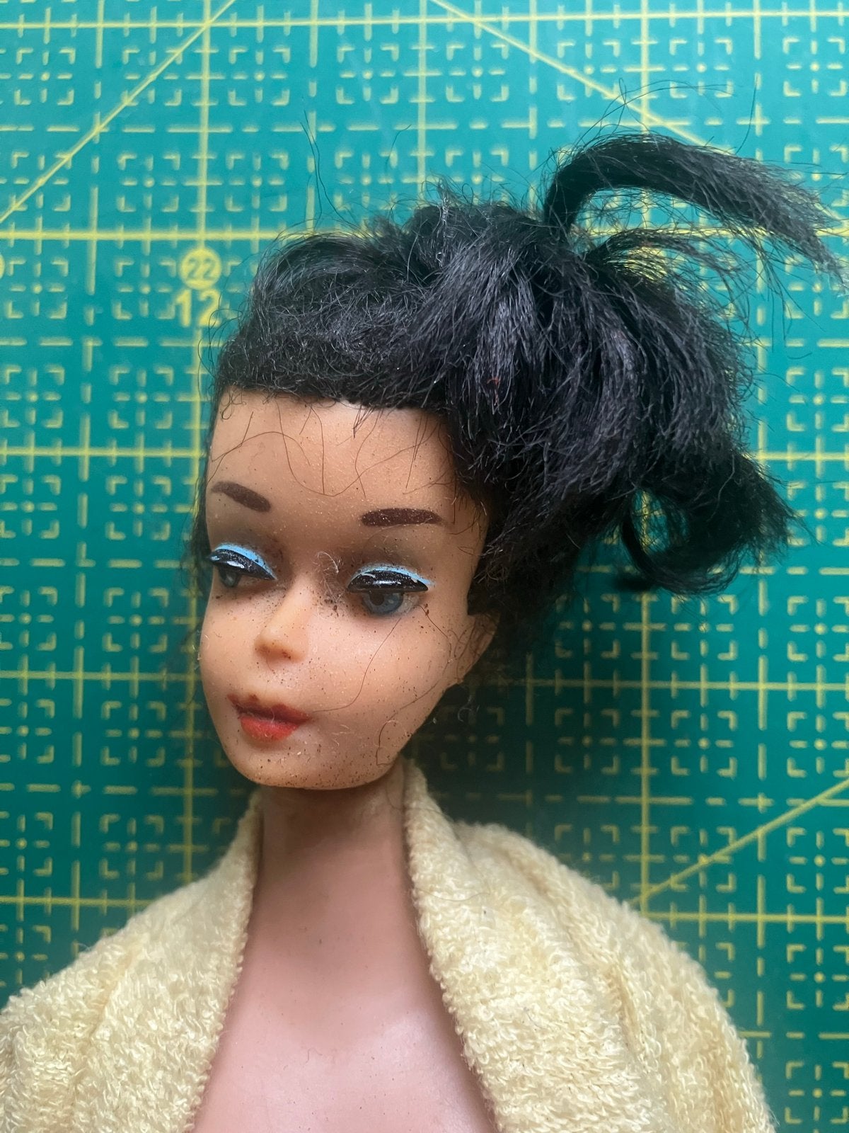 Vintage Barbie 1959 met accessoires en kleding, Ophalen of Verzenden, Gebruikt, Barbie