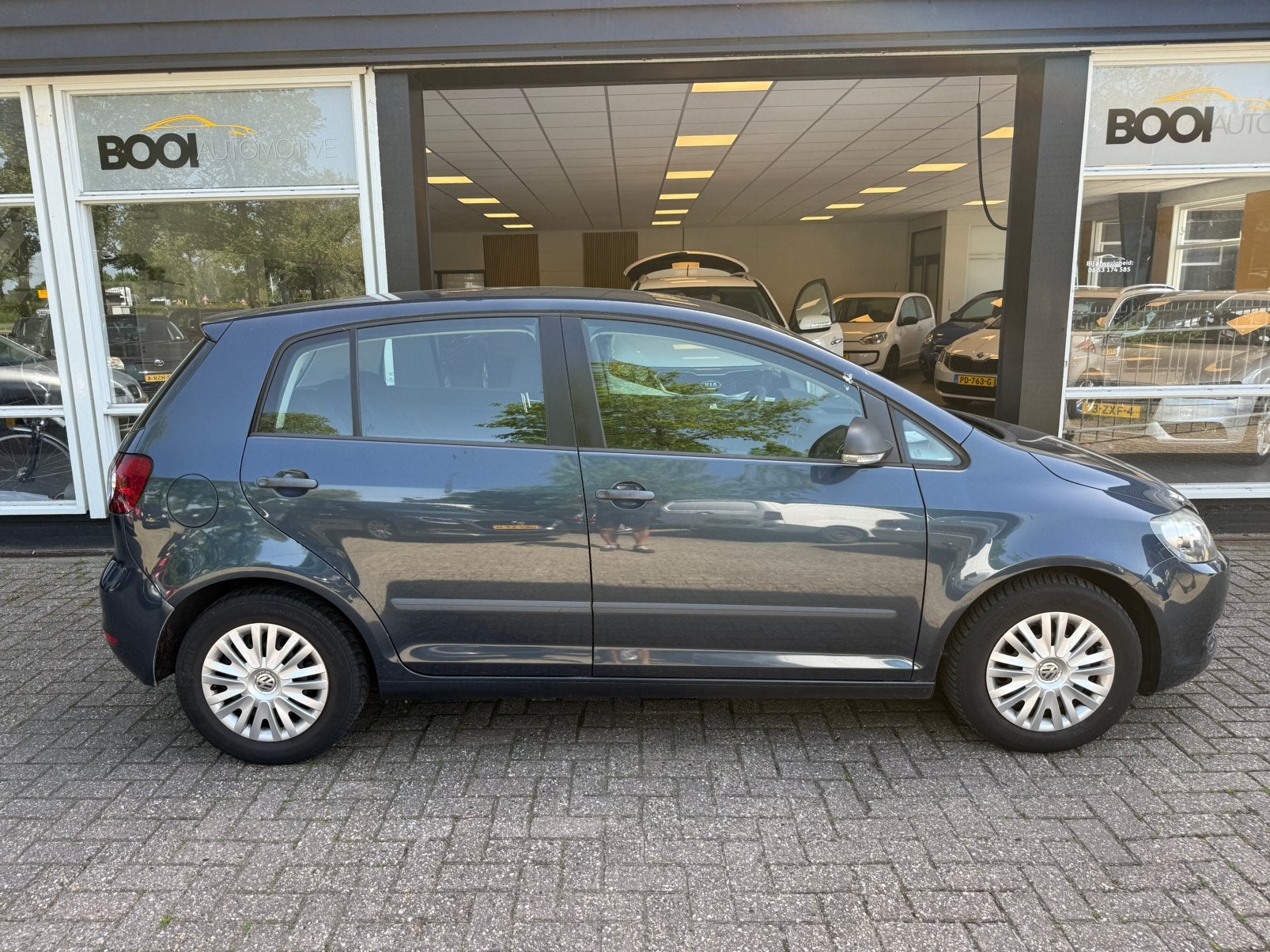 Volkswagen Golf Plus 1.6 TDI 77KW Clima trekhaak, Stof, Zwart, 23 km/l, Origineel Nederlands