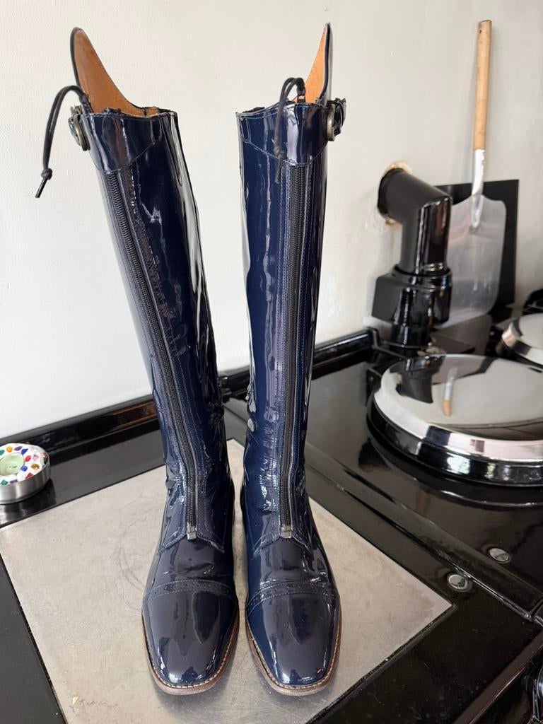 Paardrijlaarzen blauw lakleer maat 41, Ophalen of Verzenden, Zo goed als nieuw, Dressuur, Schoeisel