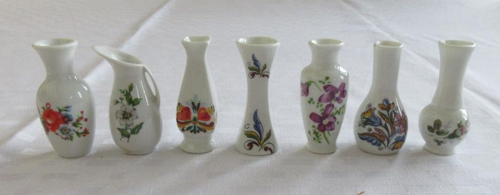 7 Kleine vaasjes met bloemen, Overige kleuren, Ophalen of Verzenden, Zo goed als nieuw, Onbekend