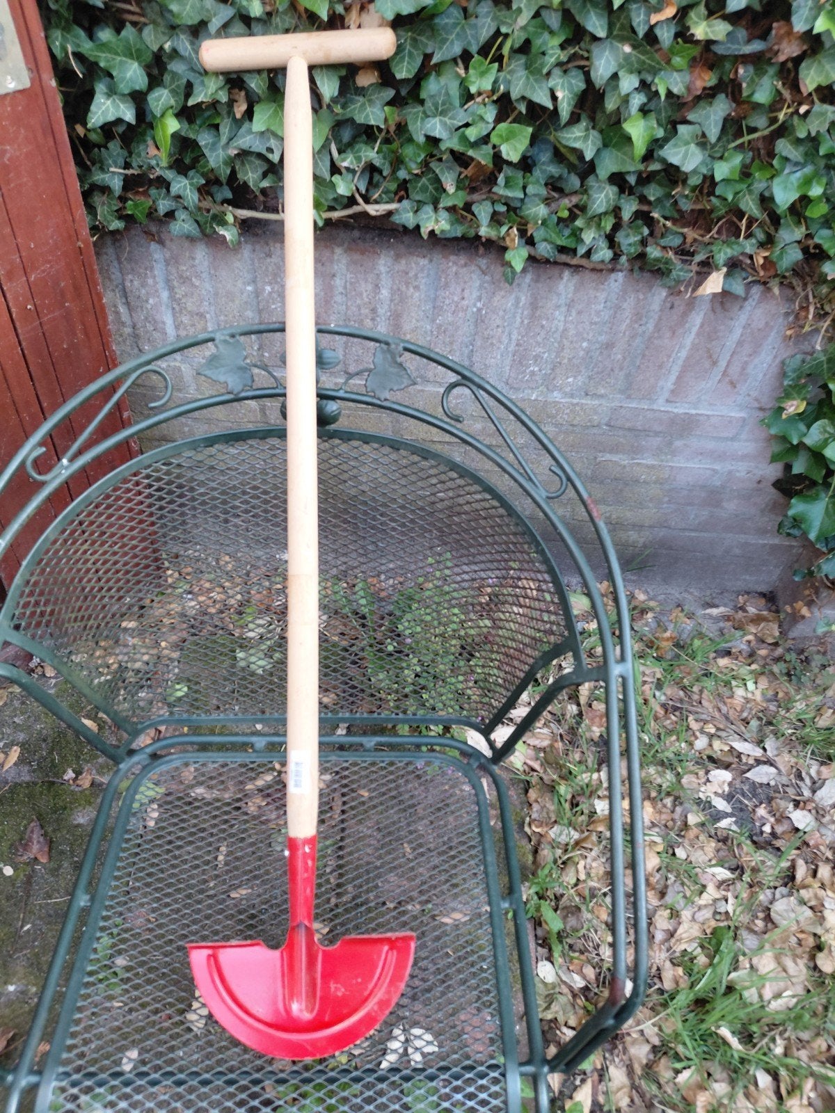 Nieuwe rode schoffel/kantenschoffel met houten steel, Tuin en Terras, Hand-tuingereedschap, Ophalen of Verzenden, Nieuw, Schop