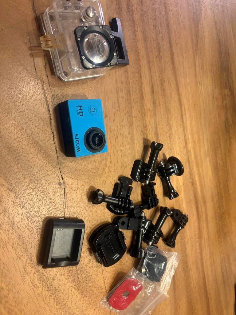 Een SJCAM HD1080 action camera met robuust onderwaterhuis, Ophalen of Verzenden, Zo goed als nieuw, Overige merken