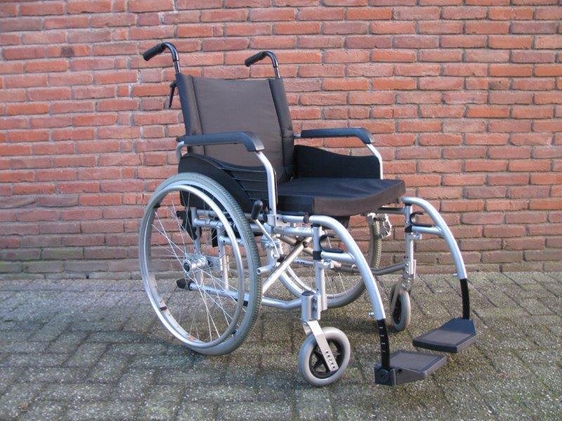 Voor een rolstoel groot of klein moet je bij Harry Hek zijn, Ophalen, Inklapbaar, Zo goed als nieuw, Duwrolstoel