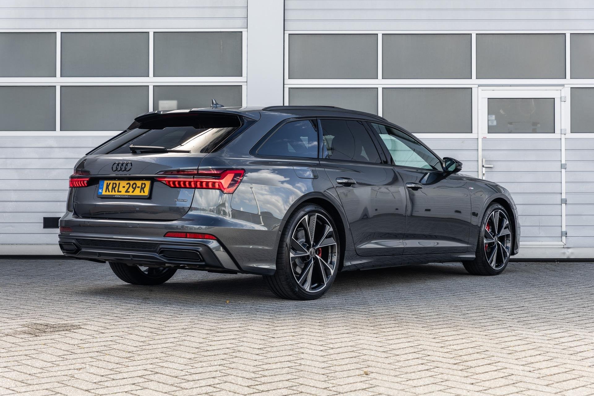Audi A6 Avant 55 TFSIe 367pk quattro Pro Line S Competition, Automaat, Gebruikt, 4 cilinders, Vierwielaandrijving