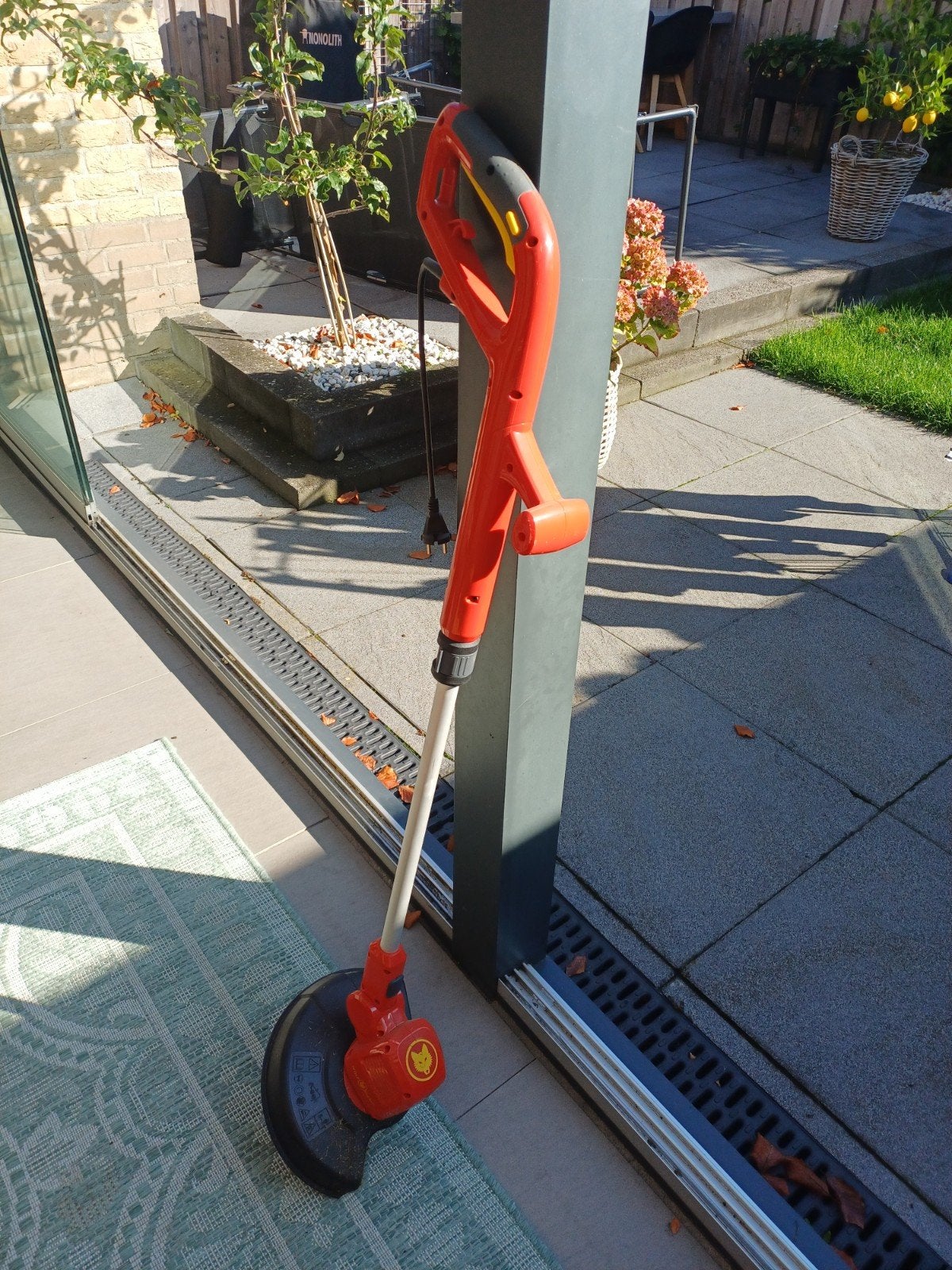Elektrische grastrimmer - Perfect voor kleine tuinen, Ophalen, Gebruikt, Onbekend, 30 tot 50 cm