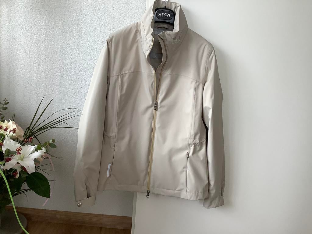 Geox jack, beige(creme kleur) maat 38,dames, Ophalen of Verzenden, Zo goed als nieuw, Maat 38/40 (M), Beige