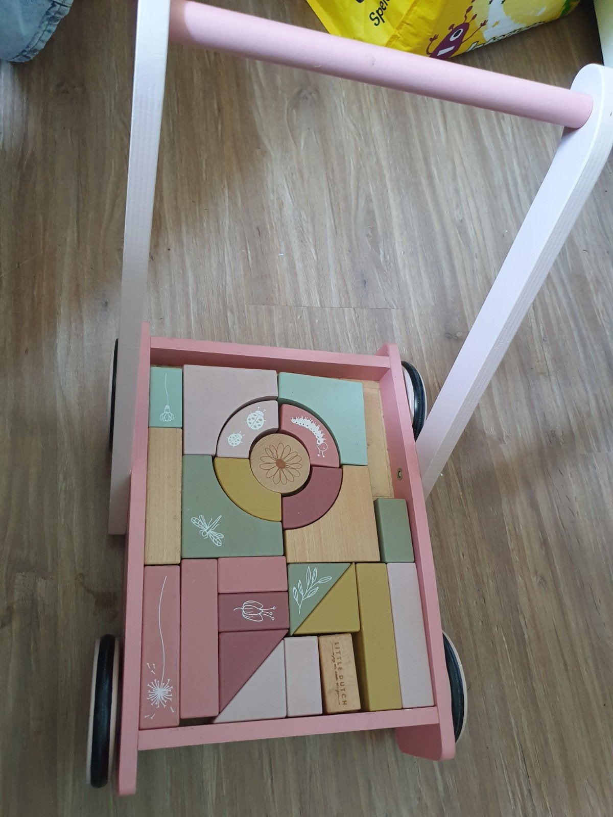 loopwagen blokkenkar little dutch, Kinderen en Baby's, Speelgoed | Houten speelgoed, Ophalen, Gebruikt, Duw- of Trekspeelgoed