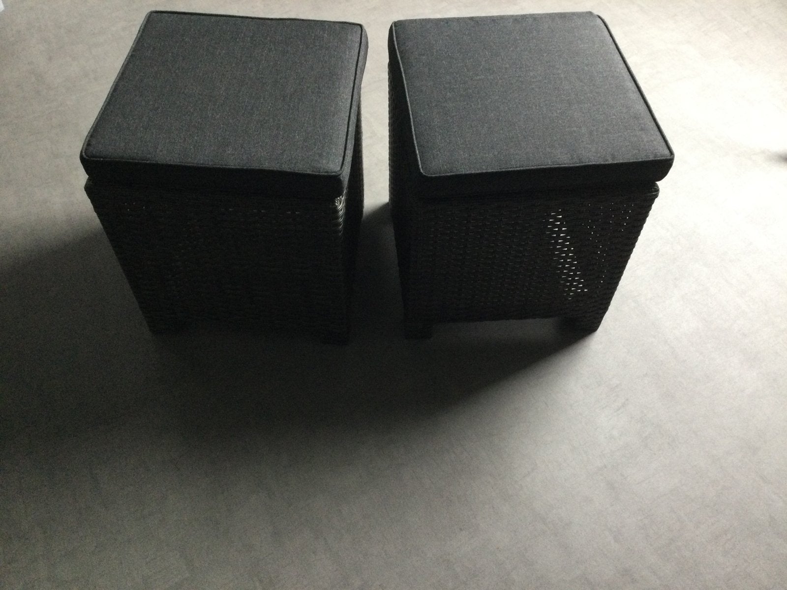 2 zgan lounge zitkrukjes, Ophalen, Zo goed als nieuw, Wicker, 2 zitplaatsen