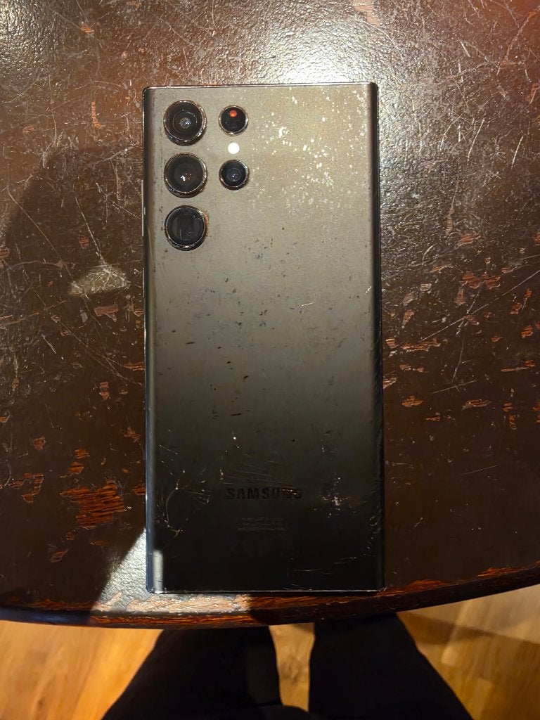 Foto 4 van Samsung s22 ultra 128 gb