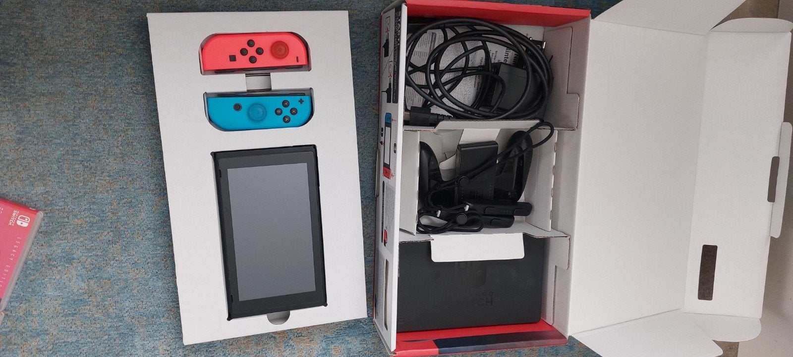 Nintendo Switch complete set met games en accessoires, Ophalen, Met games, Met 2 controllers, Zo goed als nieuw