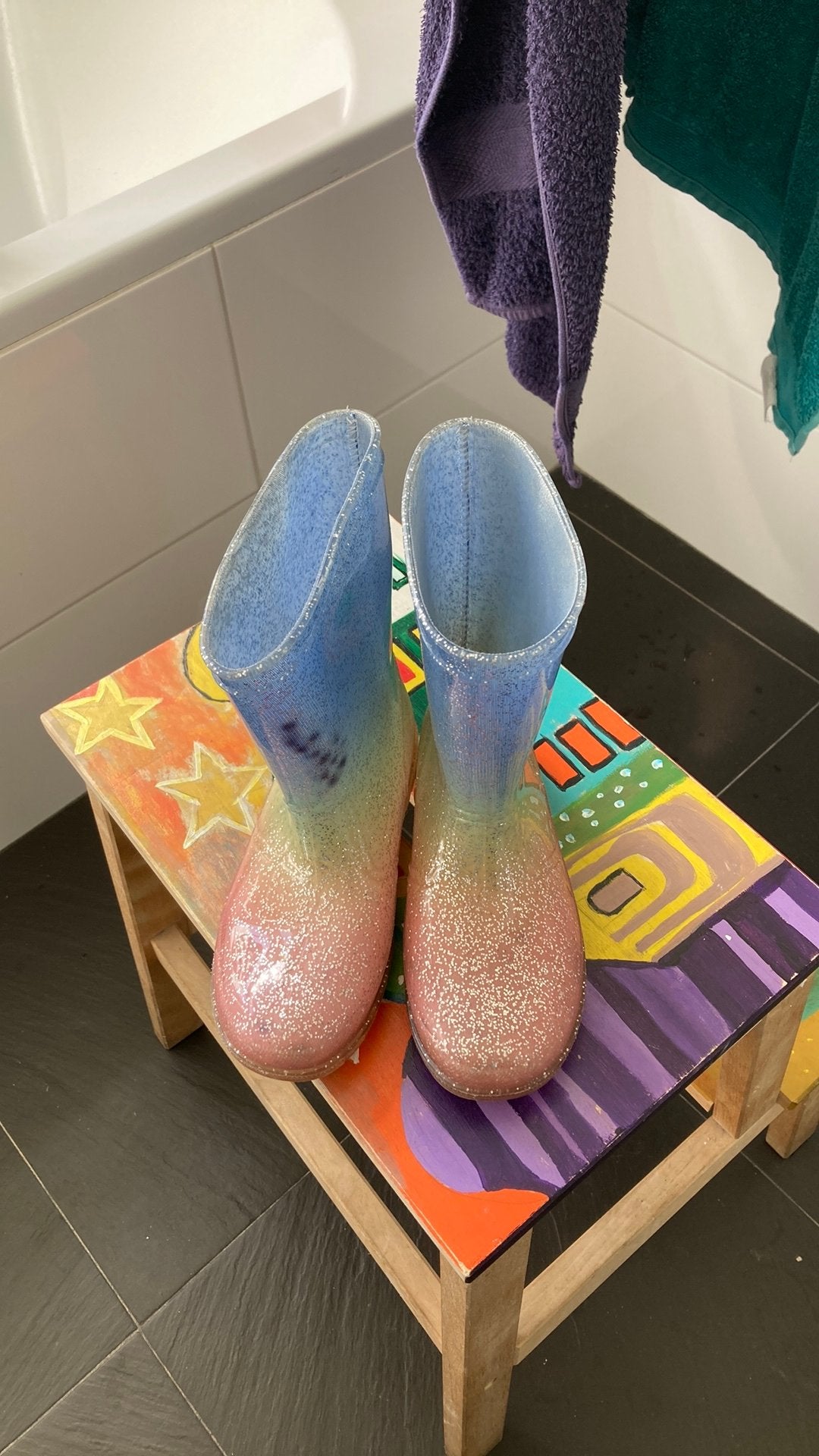Leuke regenboog glitter laarzen met lampjes maat 30, Ophalen of Verzenden, Gebruikt, Meisje, Laarzen