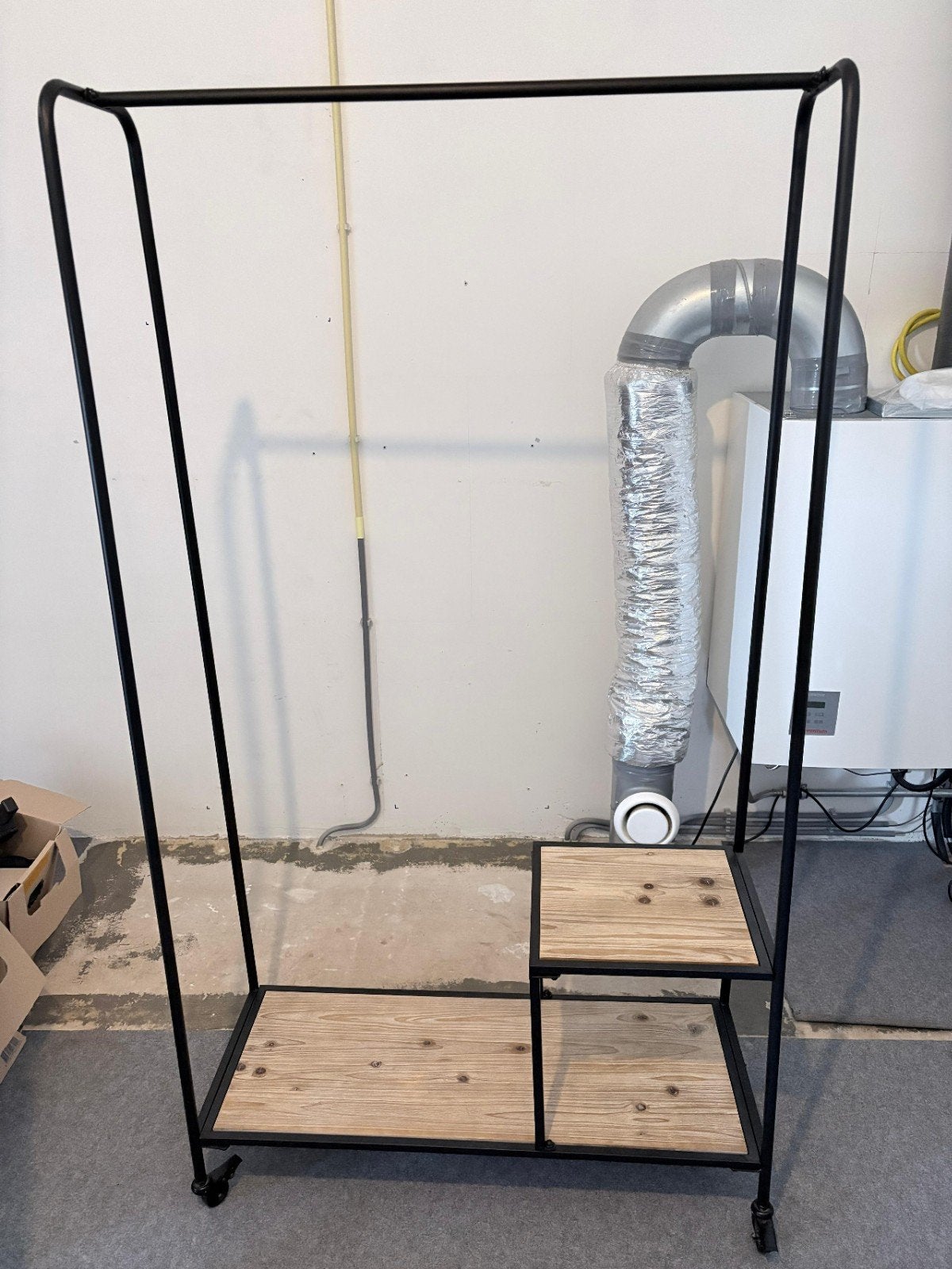 Kledingrek met houten planken en wielen, Ophalen of Verzenden, Met wielen, Gebruikt