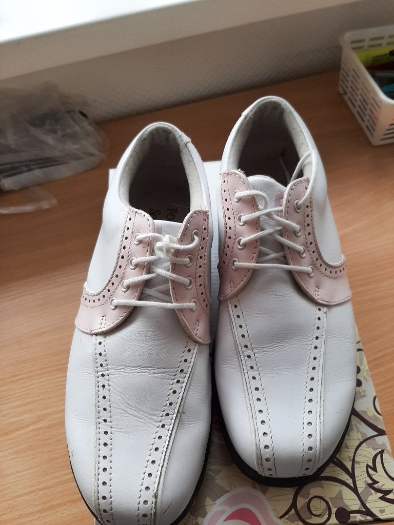 Foot Joy wit met roze leren golfschoenen 36,5, Sport en Fitness, Golf, Ophalen of Verzenden, Zo goed als nieuw, Schoenen, Overige merken