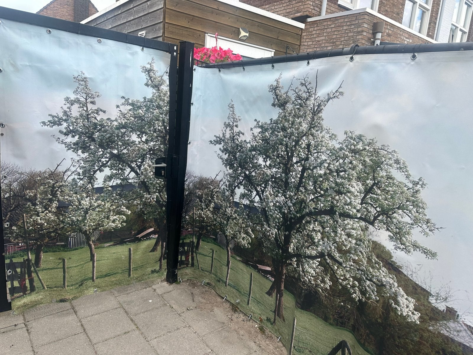Mooi zeil met boom en schaapjes - 2m x 3.5m tuindecoratie, Ophalen of Verzenden, Zo goed als nieuw