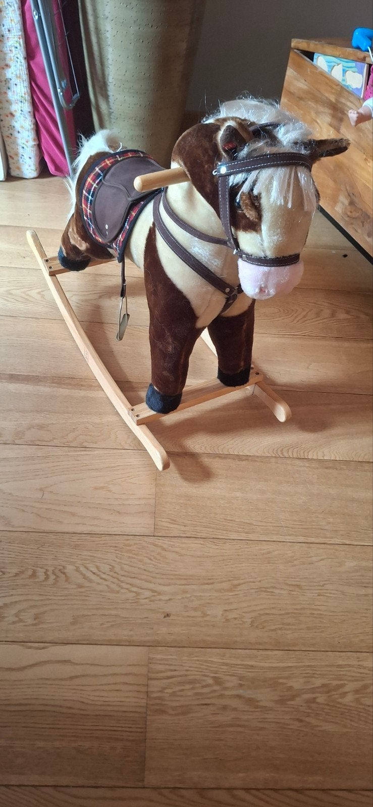 Schattig hobbelpaard met geluid voor uren speelplezier, Ophalen, Gebruikt, Overige typen, Met geluid