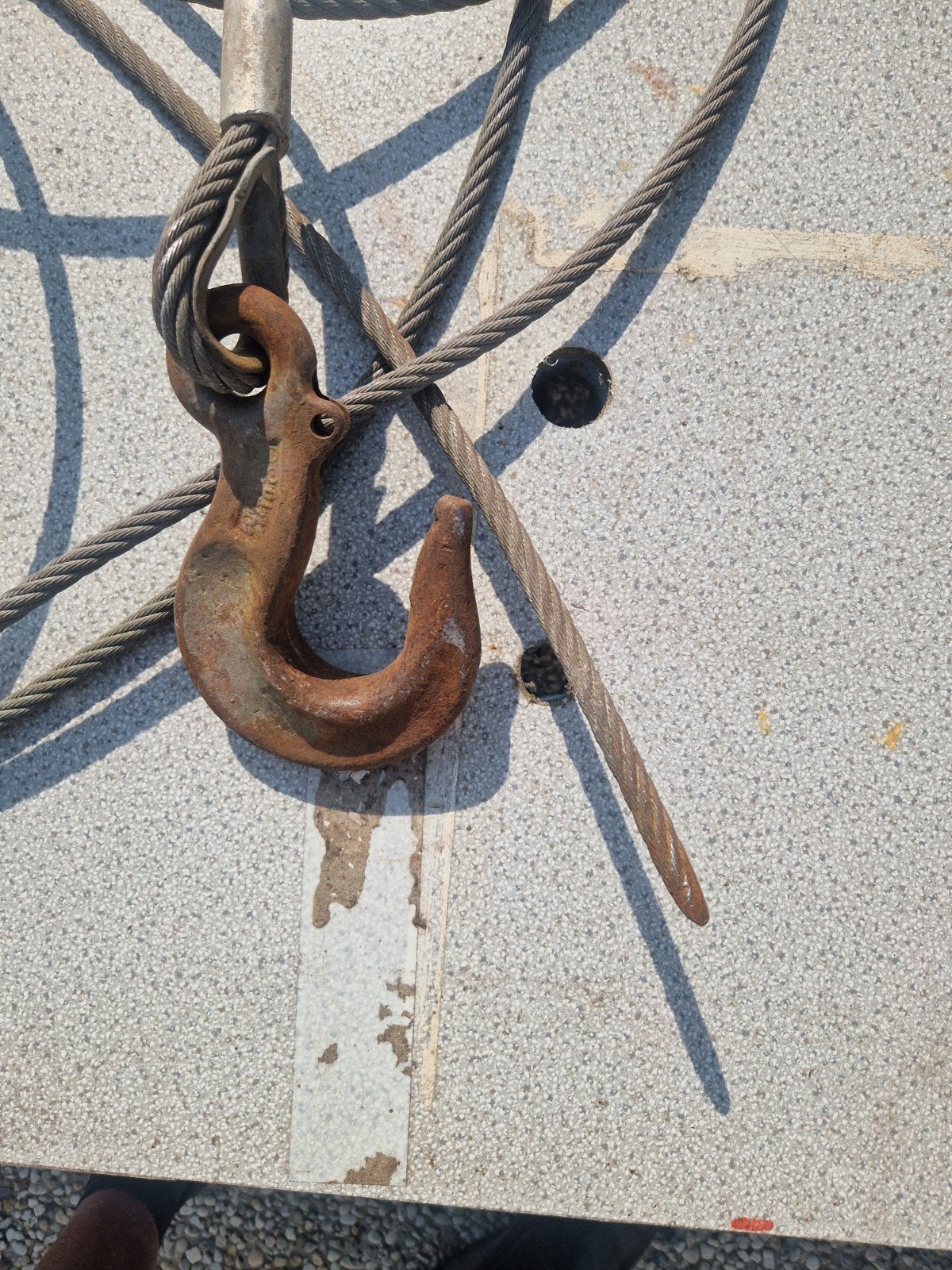 Gegalvaniseerde staalkabel 12mm x 20m met haak, Ophalen