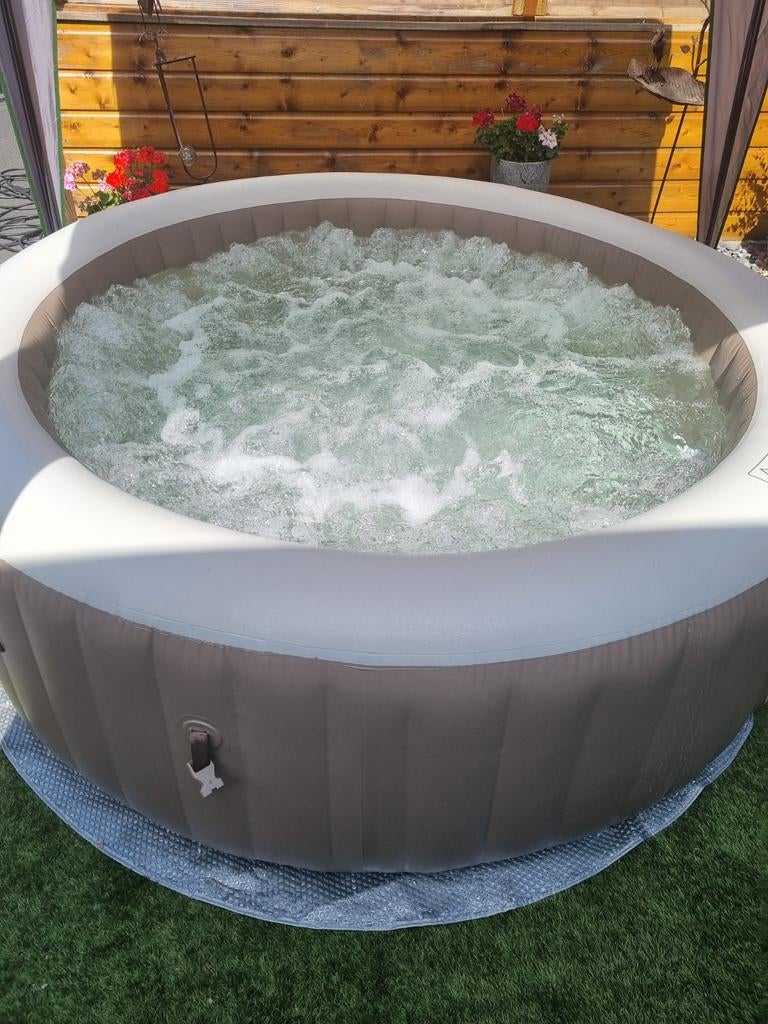 Intex Opblaasbare Jacuzzi - Pure Spa Bubble Therapy, Tuin en Terras, Bubbelbaden en Hottubs, Zo goed als nieuw, Opblaasbaar, Grondzeil