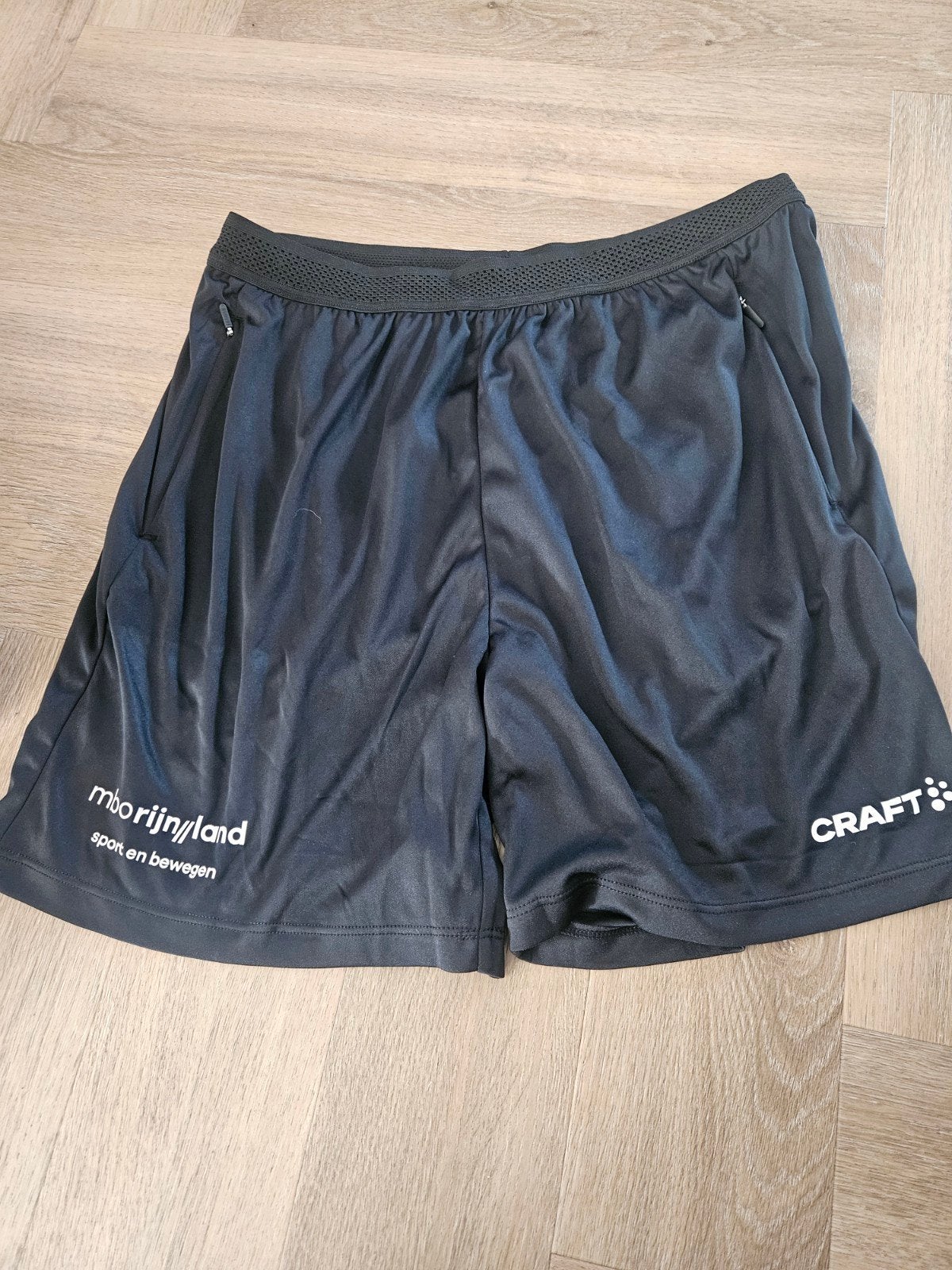 Korte broek opleiding sport en bewegen, Kleding | Dames, Ophalen of Verzenden, Nieuw, Zwart