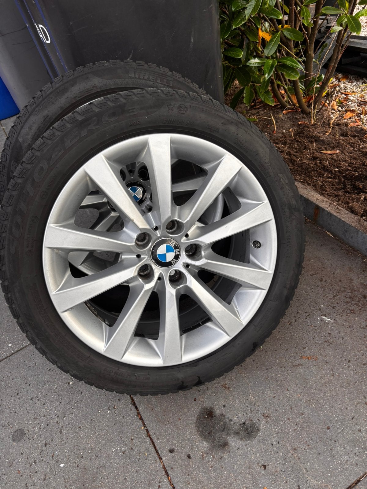 BMW velgen met Pirelli Sottozero winterbanden, Auto-onderdelen, Banden en Velgen, Ophalen, 18 inch, Banden en Velgen, Winterbanden