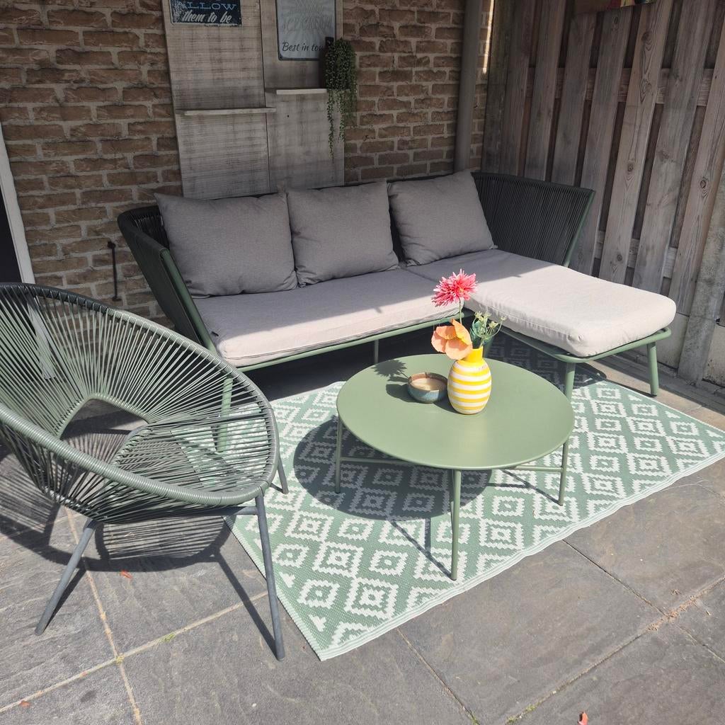 Moderne groene loungeset met tafel en stoel van Intratuin, Tuin en Terras, Tuinsets en Loungesets, Ophalen, Bank