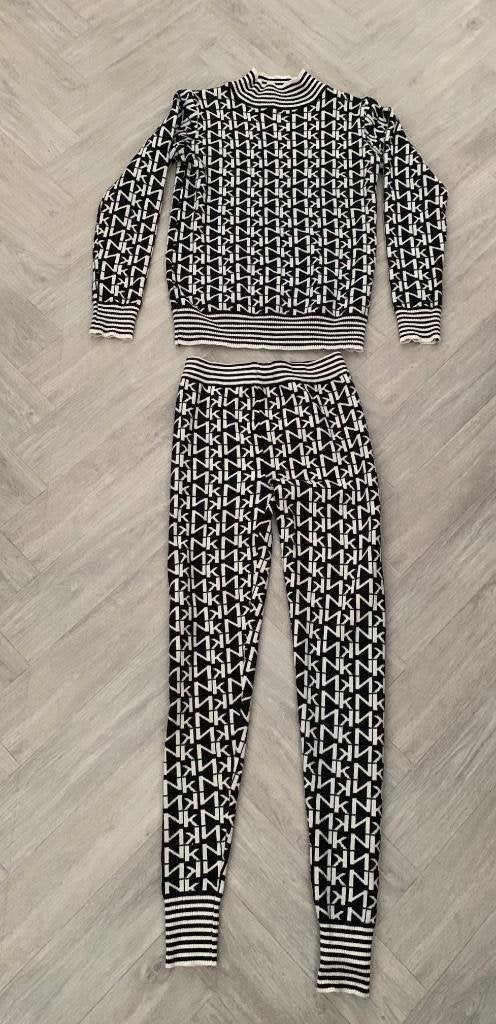 Mooie zwart/ witte set/ huispak, maat M!, Kleding | Dames, Huispakken, Verzenden, Zo goed als nieuw, Maat 38/40 (M), Overige kleuren