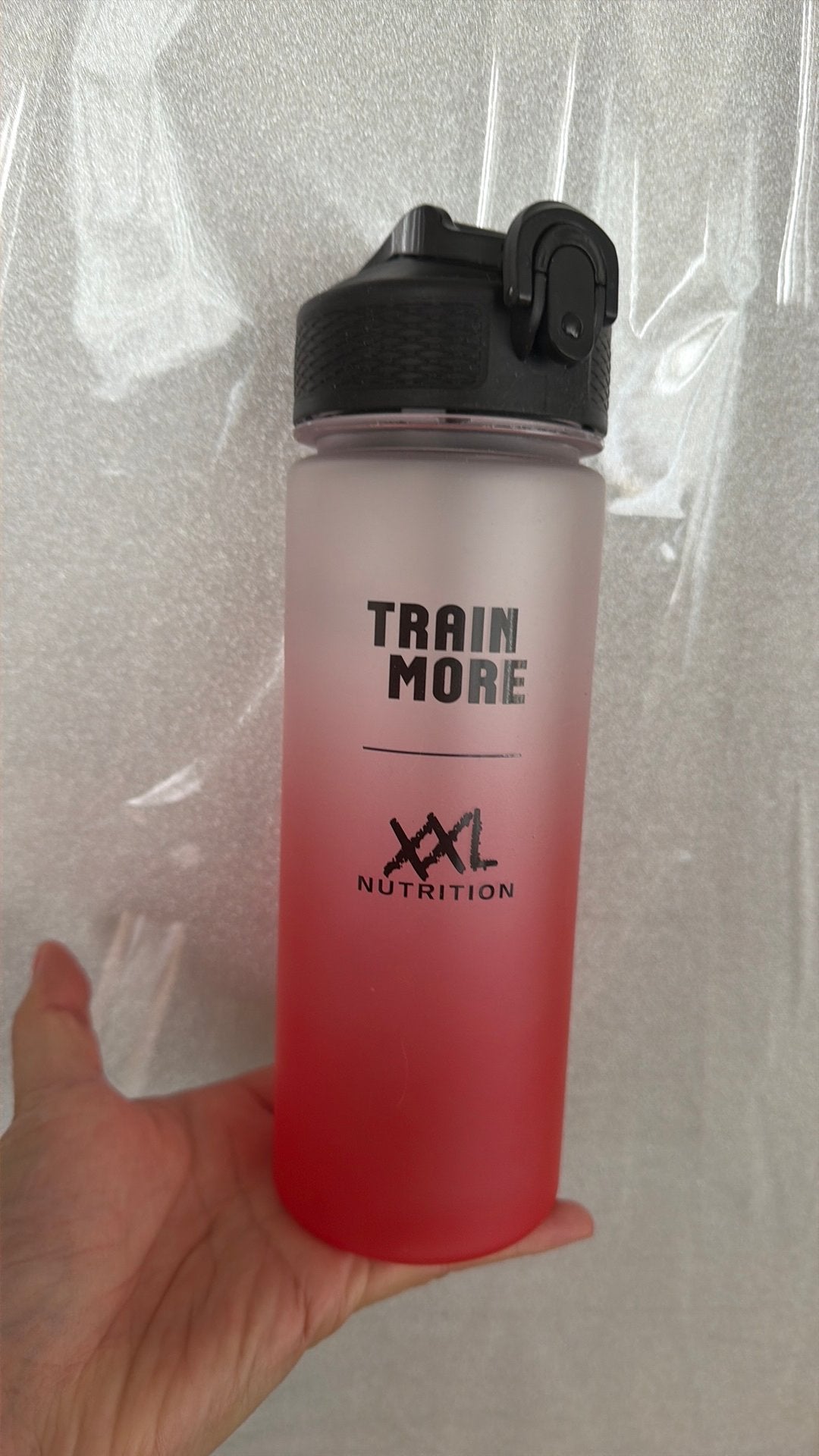 Bidon waterfles drinkbeker trainmore XXL kostte €10 zgan, Ophalen of Verzenden, Zo goed als nieuw