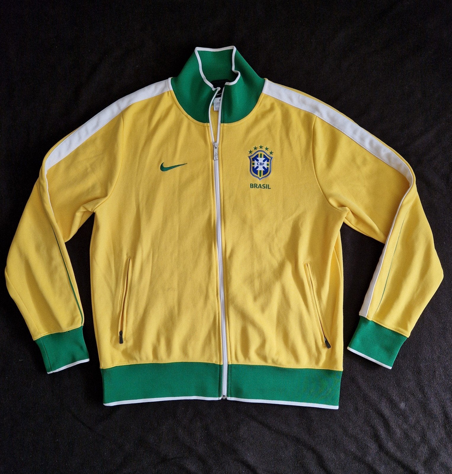 Nike Brazilië Anthem jack 2010 versie N98, Maat 52/54 (L), Geel, Nike, Ophalen of Verzenden