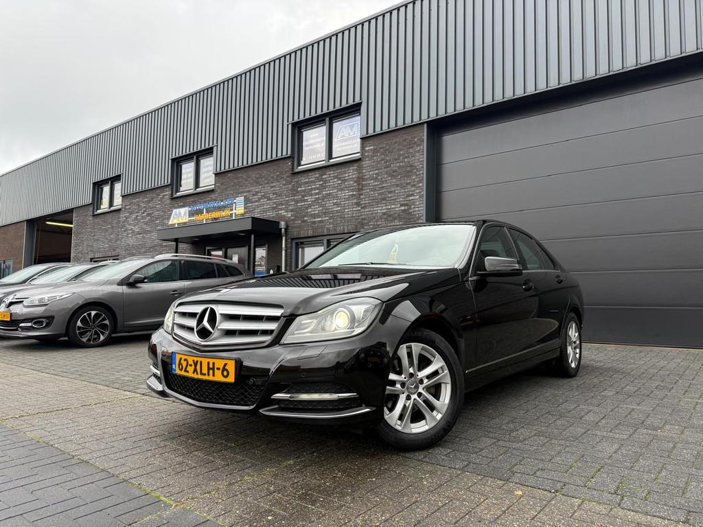 Mercedes-Benz C-Klasse 180 Business Class Avantgarde | 1E EI, Euro 5, Achterwielaandrijving, Zwart, Leder en Stof