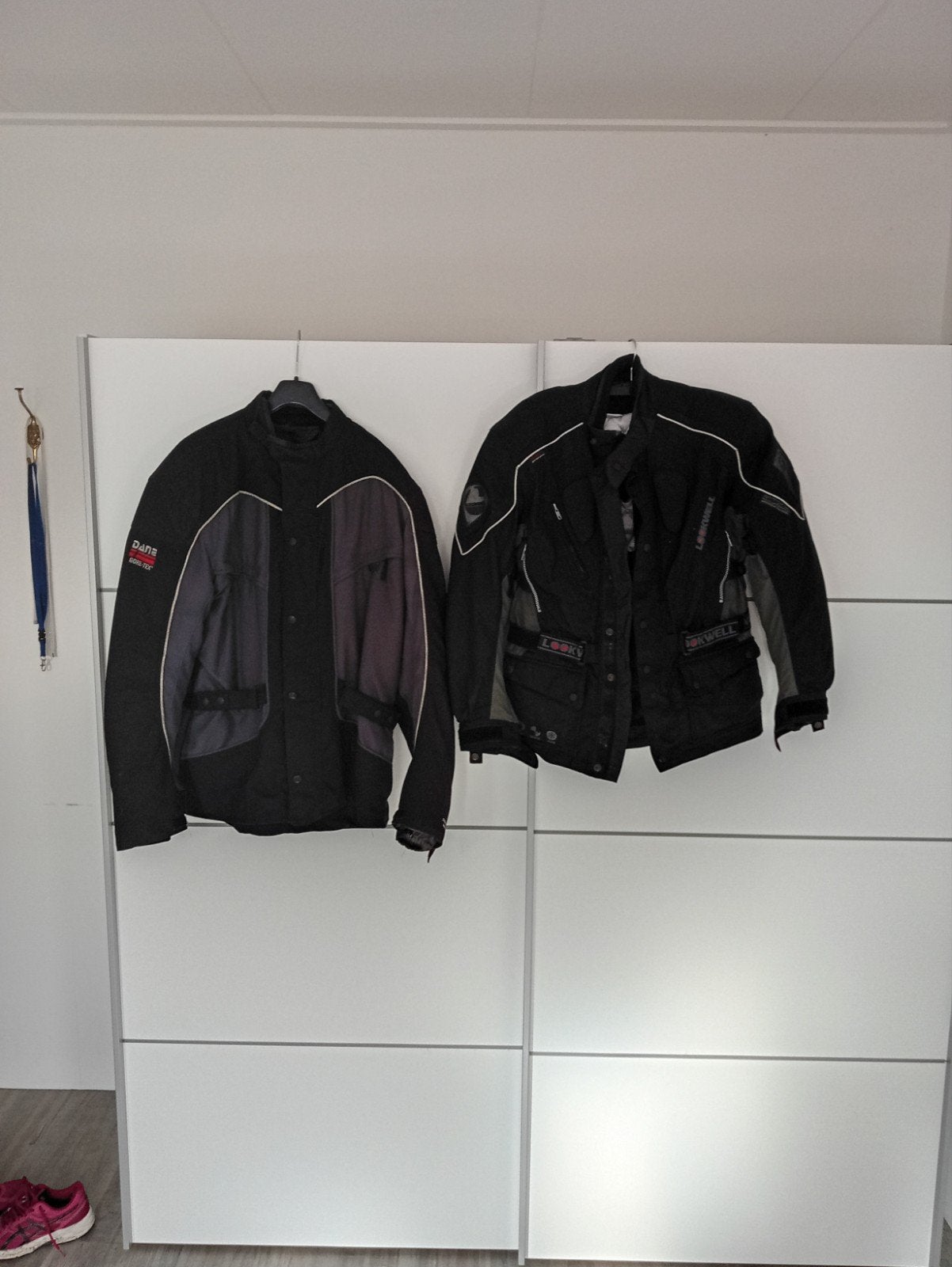 verkoop motor kleding, Ophalen