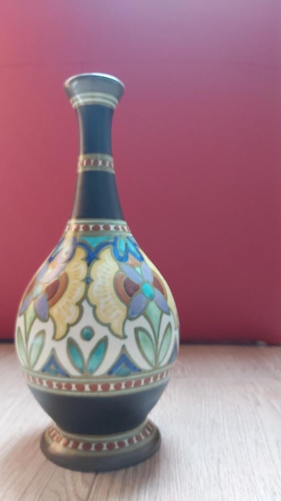 Gouds plateel vaas met bloemmotief - 28 cm hoog, Ophalen