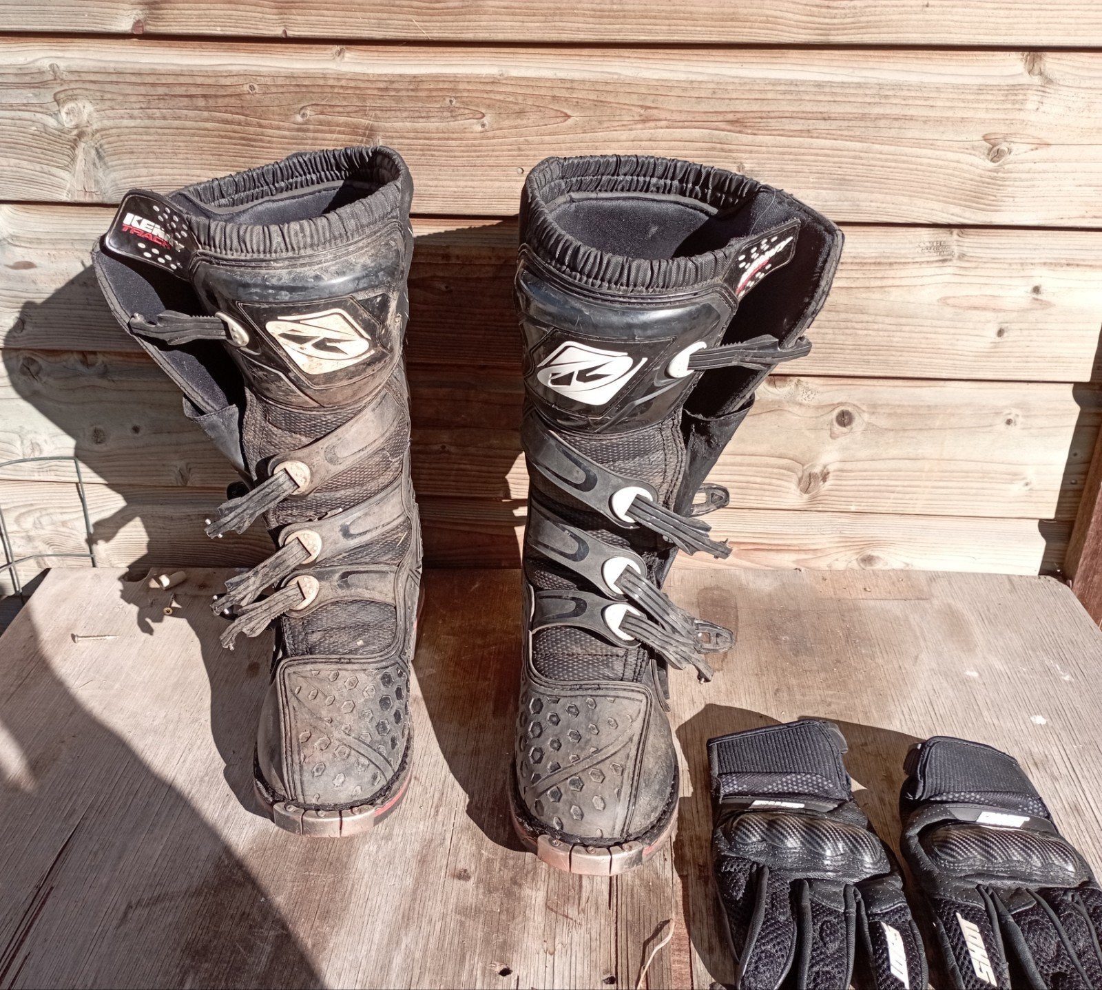 Motorcrosslaarzen + handschoenen, Motoren, Ophalen of Verzenden