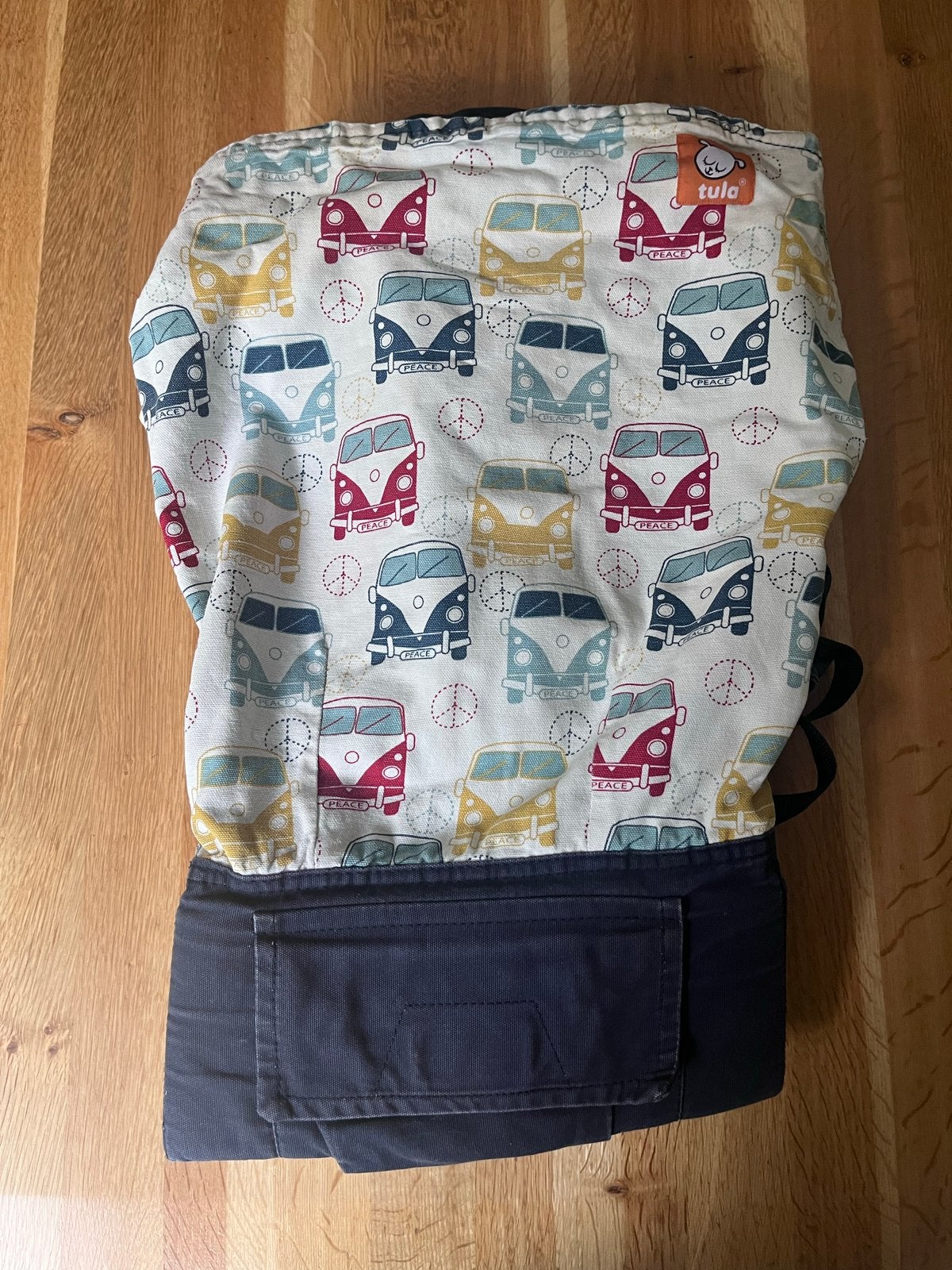 Tula Peuter Draagzak met vrolijke busjes print, Overige merken, Gebruikt, Buik of Rug, Ophalen of Verzenden