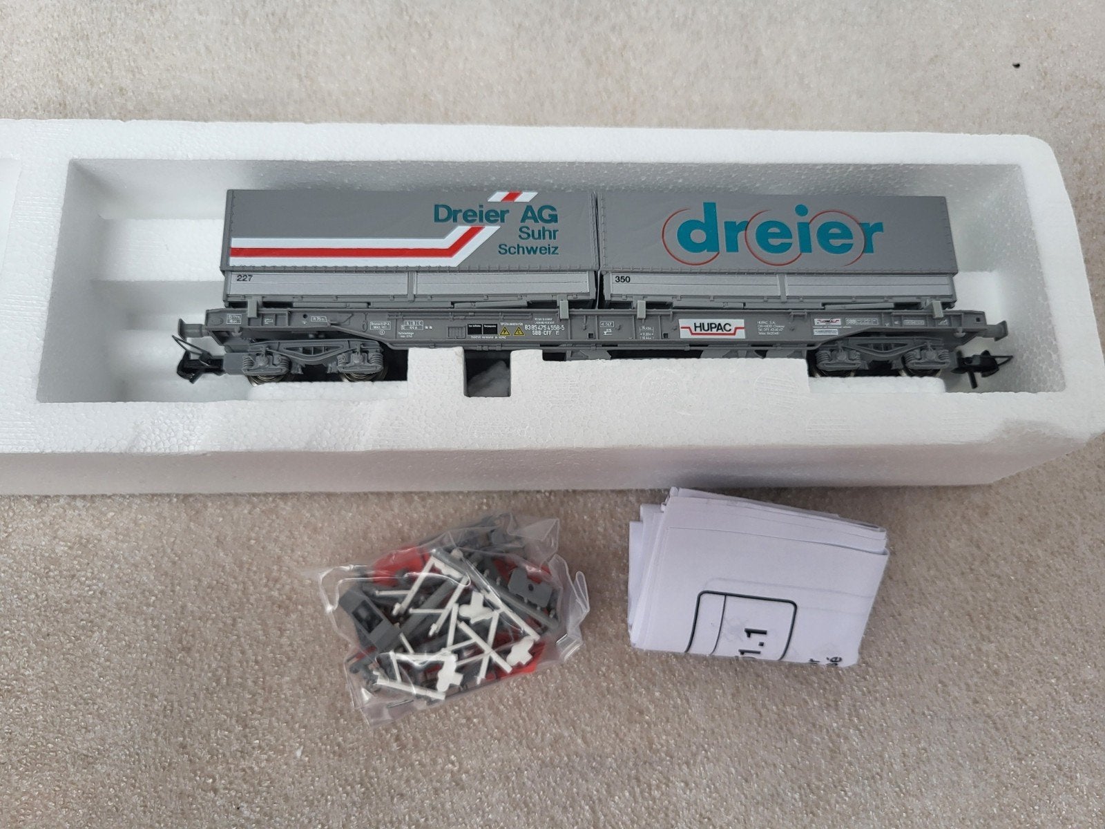 Roco H0 47951DR Dreier AG HUPAC platte wagon incl 2 oplegger, Gelijkstroom, Wagon, Ophalen of Verzenden, Zo goed als nieuw
