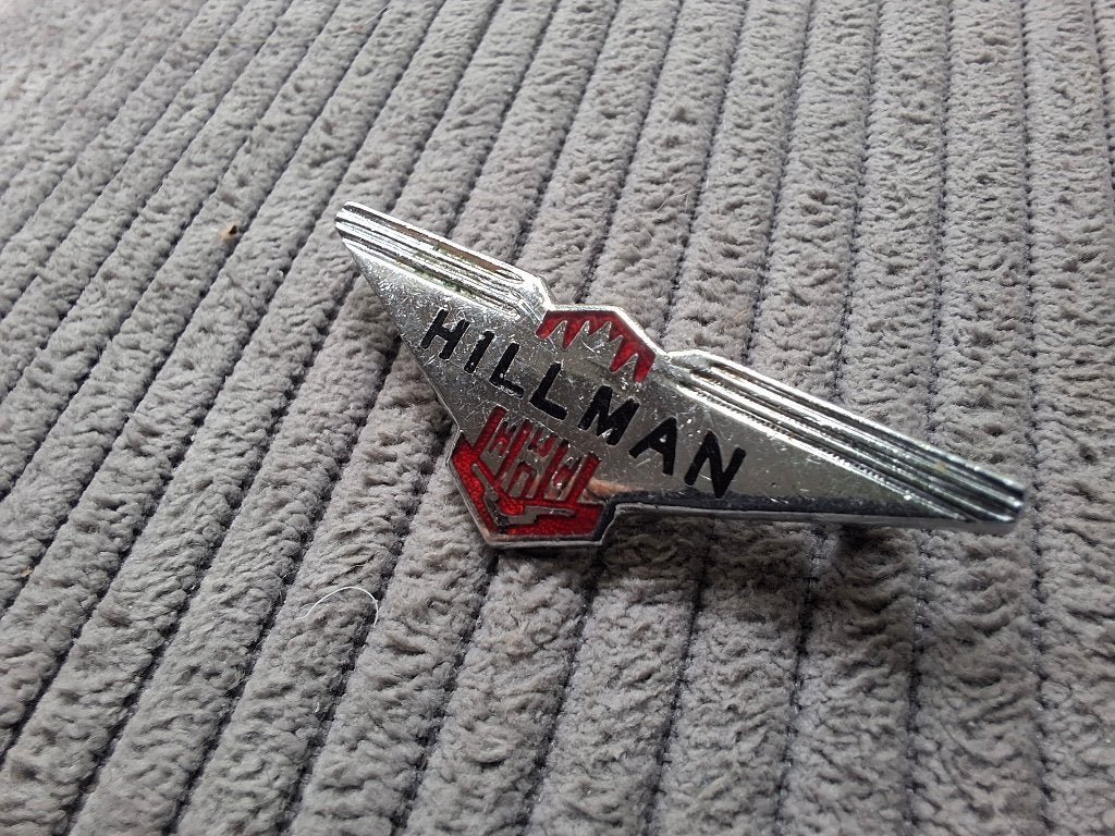 Mooie broche Hillman auto's, Ophalen of Verzenden, Transport