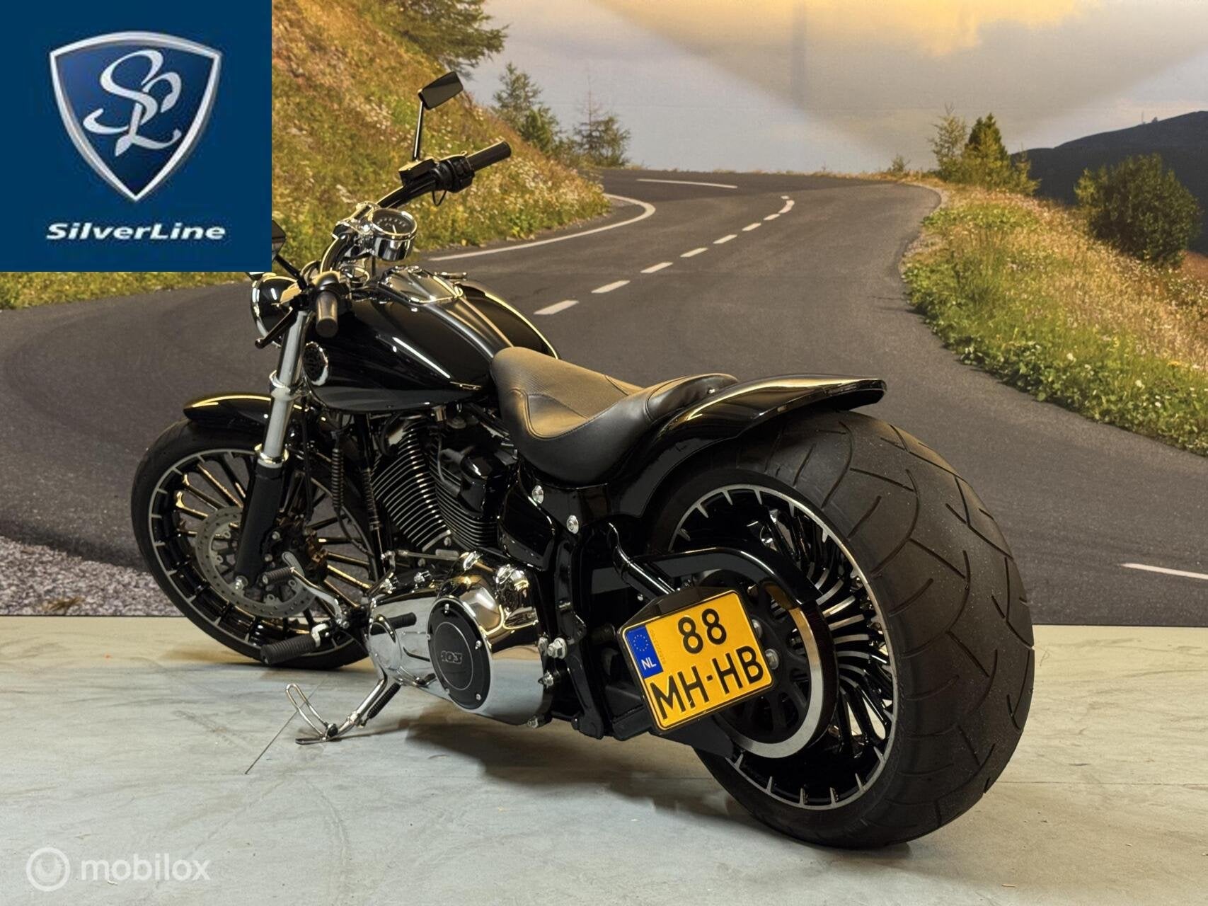 Harley-Davidson FXSB 103 BREAKOUT | Jekill & Hyde | NL motor, 1690 cc, Chopper, Meer dan 35 kW, ABS